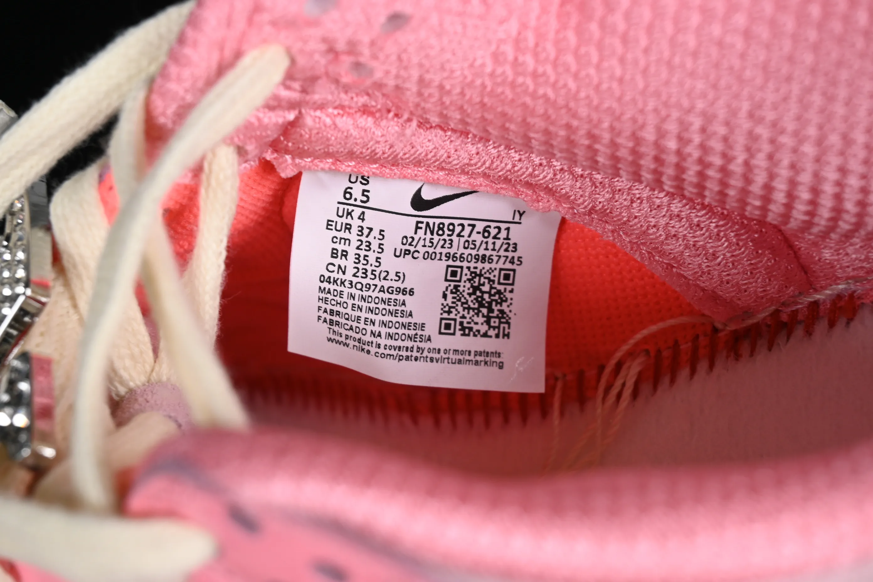 All categories Nk SB Dunk series Nk SB Dunk Low low-top sneakers C version Nk Dunk Low "Barbie" Barbie SB low-top sports and leisure sneakers FN8927-621